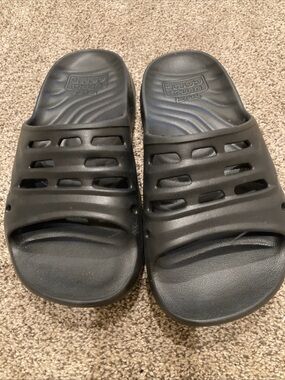 Teva Apretrail Slide Sandals Women Size 10 / Men 8 Lupine Black Ultra Comf NWOT